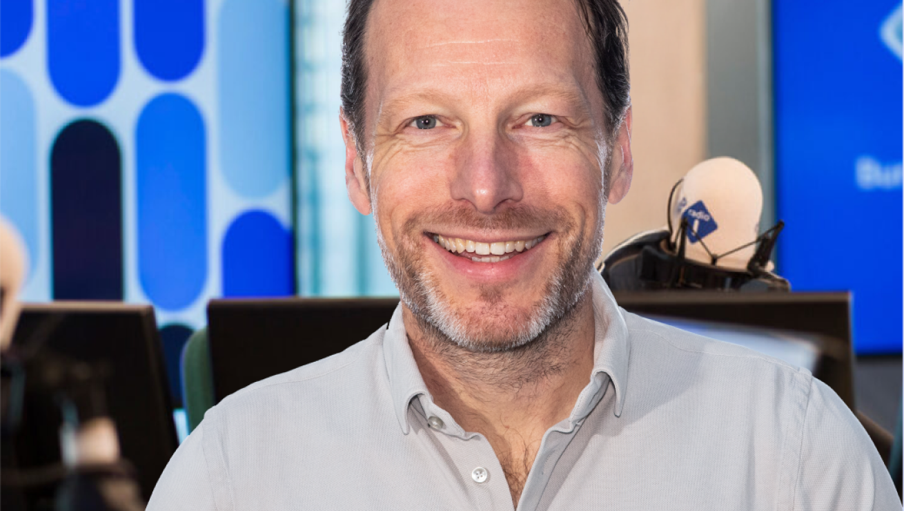 Herman van der Zand in studio