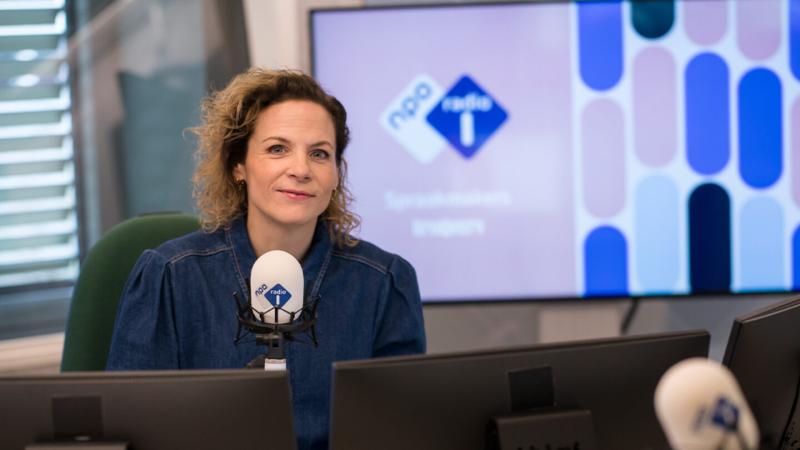 Roos Abelman in studio
